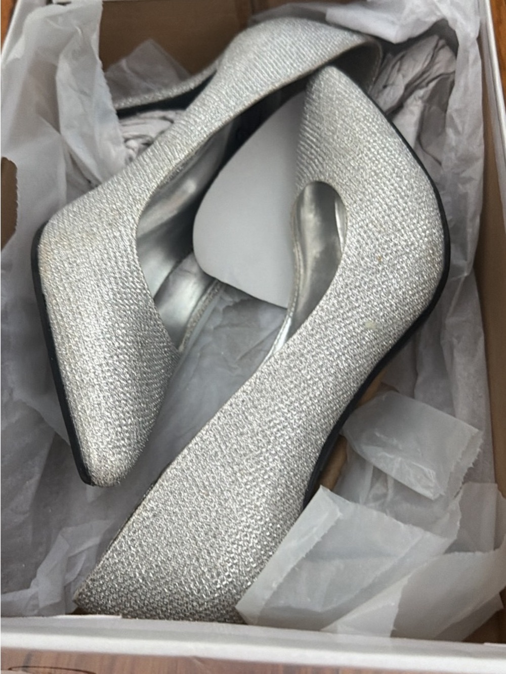 Glitter Pointed-Toe Pumps in Silver for Women